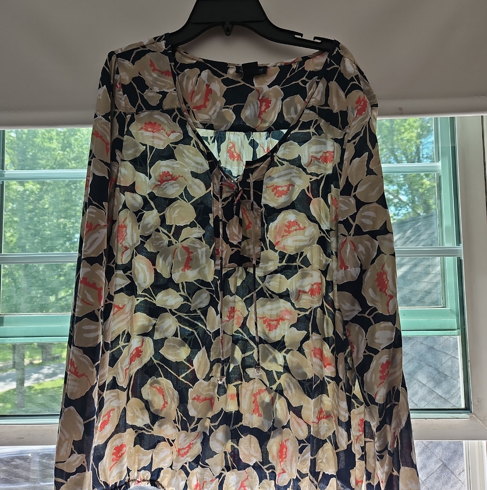 Lucky Brand Black Floral Tie-Neck Blouse with Cream and Coral Accents